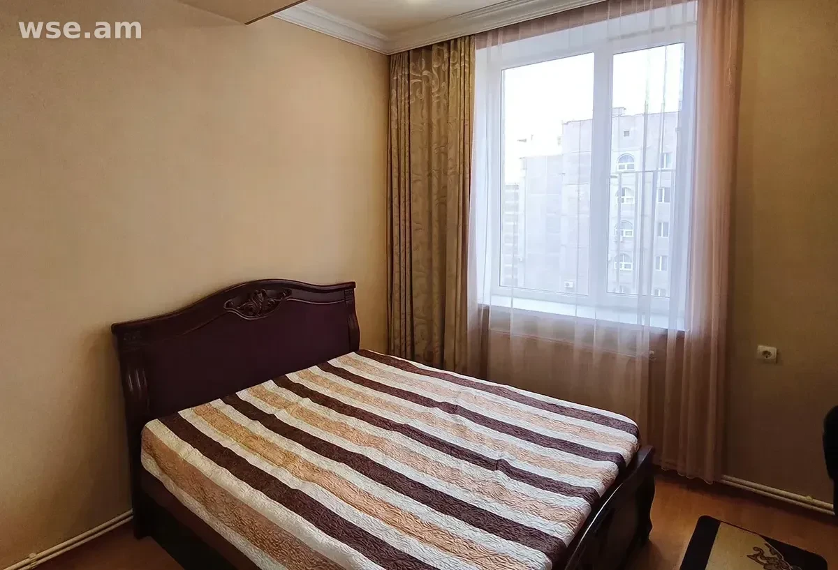 2-комн., 60 м², 7/12 эт., улица Мамиконянца 36/8