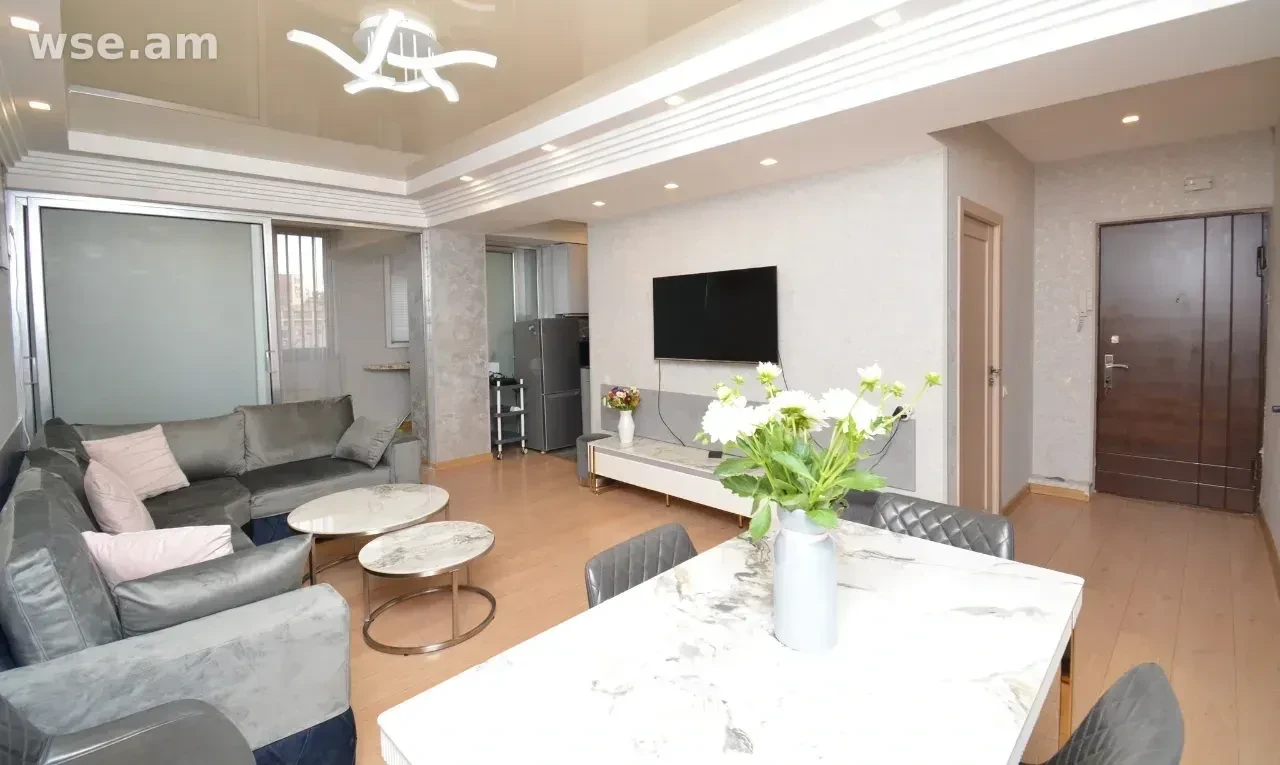 3-комн., 80 м², 8/9 эт., улица Ин Ереванци 47А