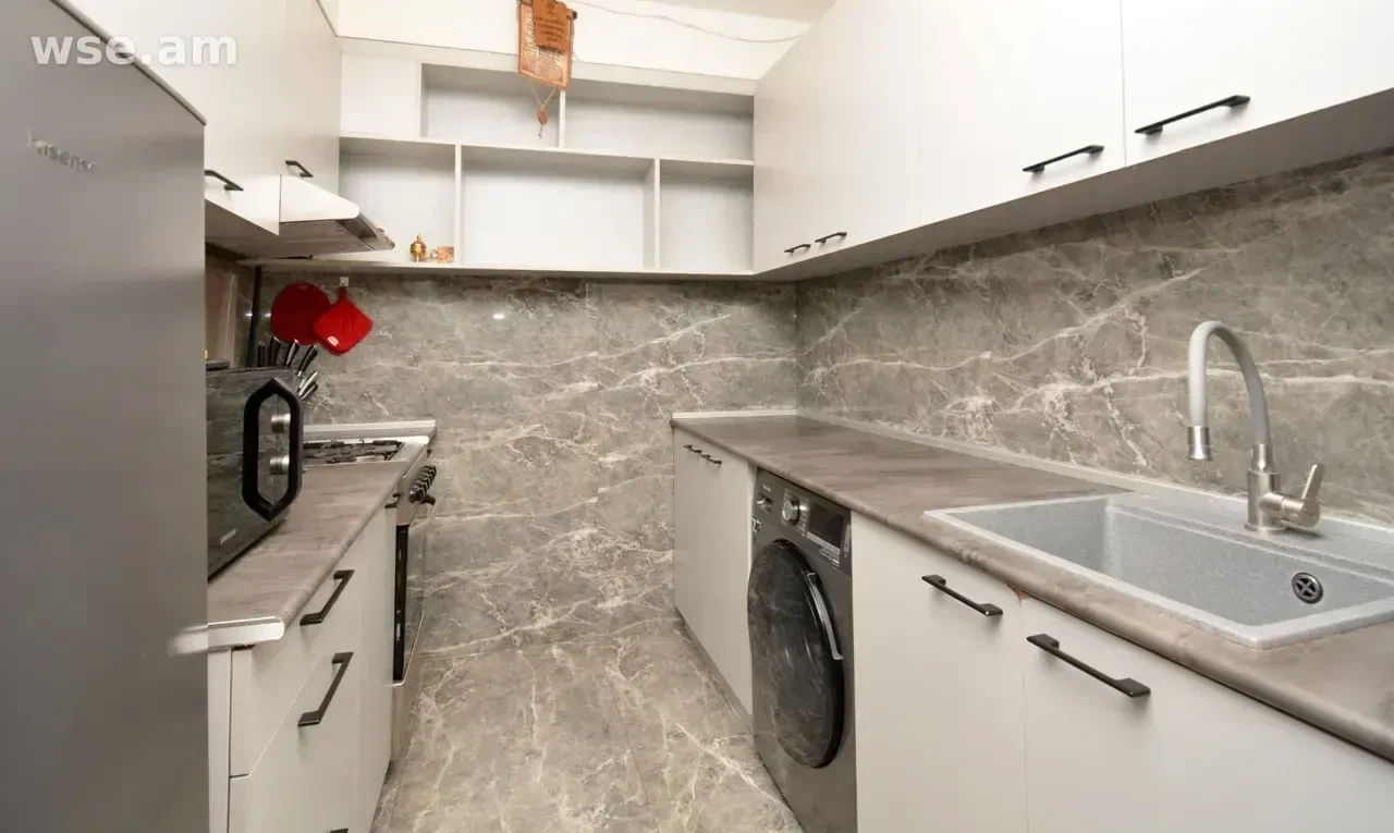 3-комн., 80 м², 8/9 эт., улица Ин Ереванци 47А