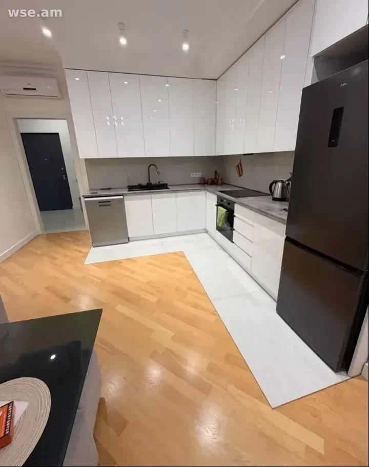 2-комн., 49 м², 8/15 эт., улица Варшавян 75