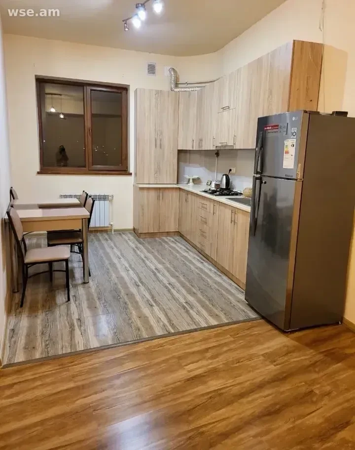 4-комн. квартира, 80м², улица Мелкумова 11 - 400 000 ֏