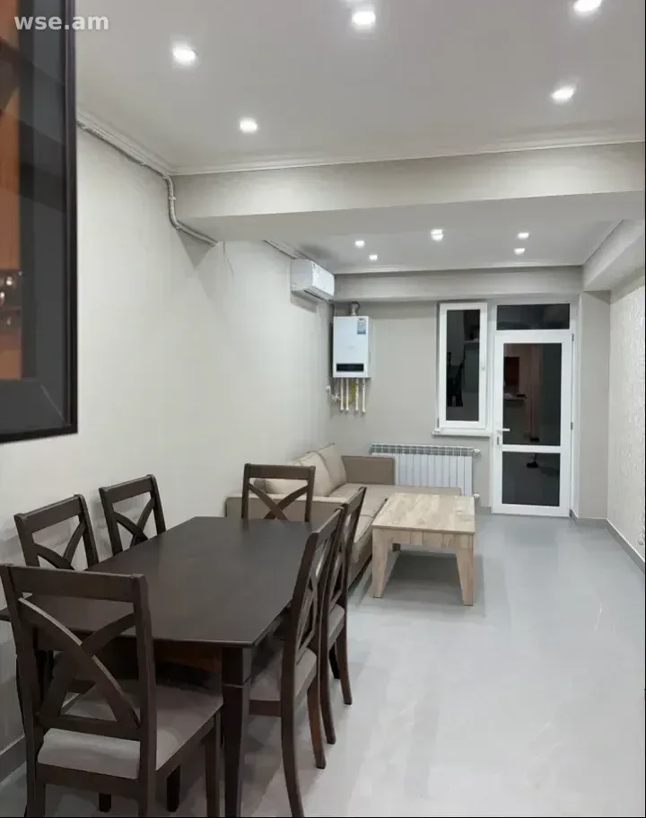 3-комн. квартира, 80м², улица Паруйра Севака - 550 000 ֏