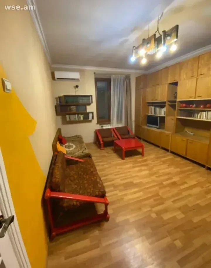 1-комн. квартира, 40м², улица Байрона 6 - 300 000 ֏
