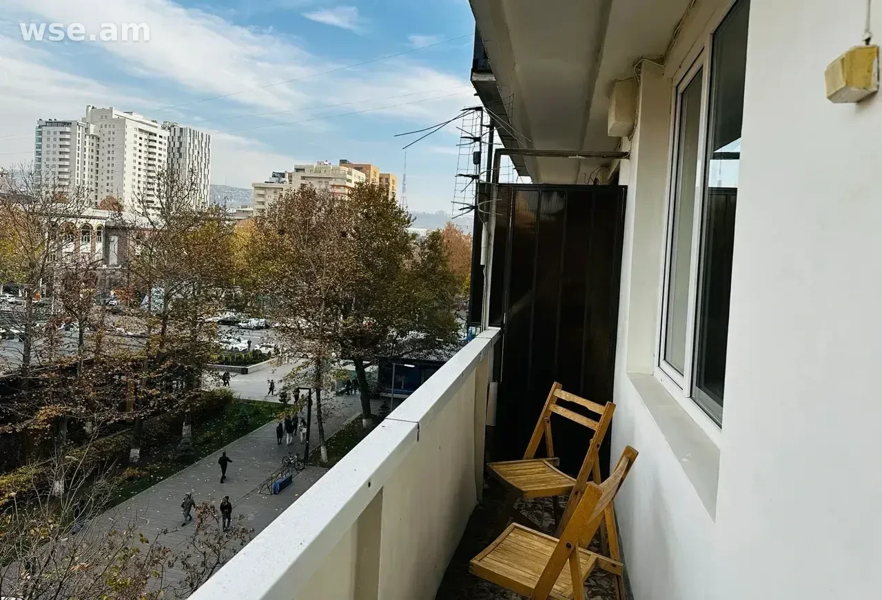 1-комн. квартира, 43м², проспект Месропа Маштоца - 330 000 ֏