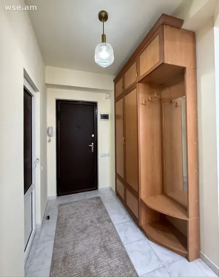 1-комн. квартира, 40м², улица Сурб Григора Лусаворича 12 - 300 000 ֏
