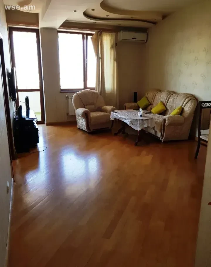 4-комн. квартира, 132м², ул Малхасянца 11 - 225 000 $