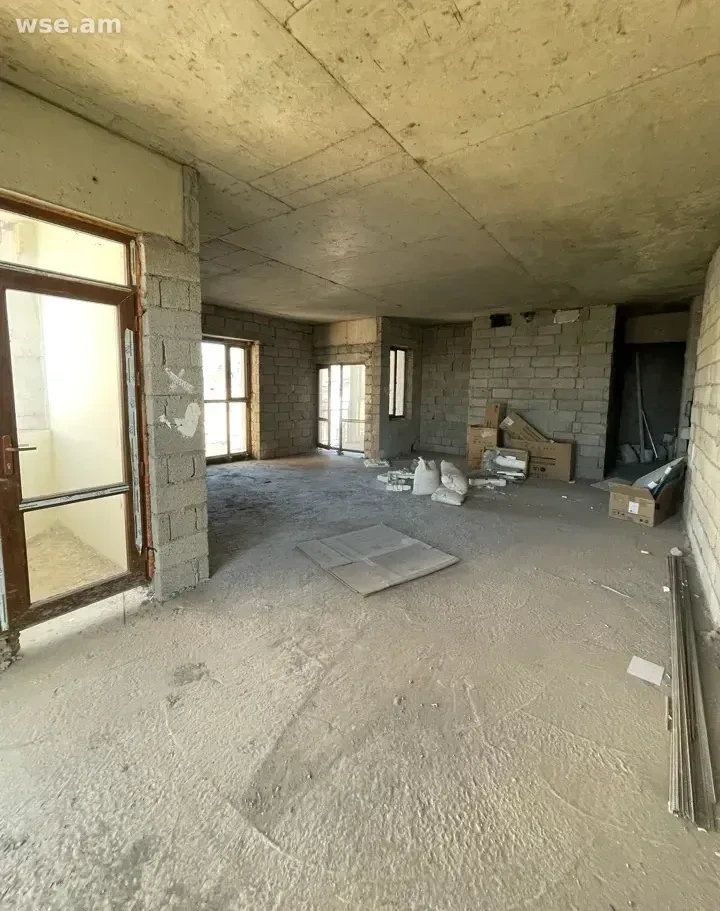 3-комн. квартира, 84м², Улица Чаренца 70/8 - 260 000 $