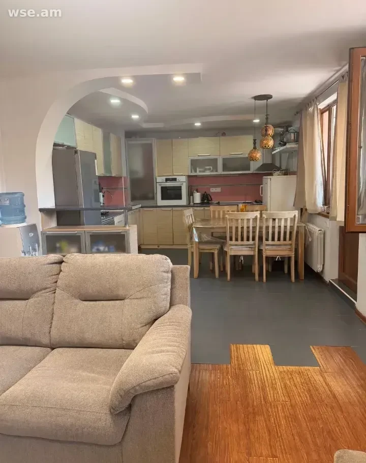 4-комн. квартира, 92м², проспект Азатутян 16/1 - 550 000 ֏