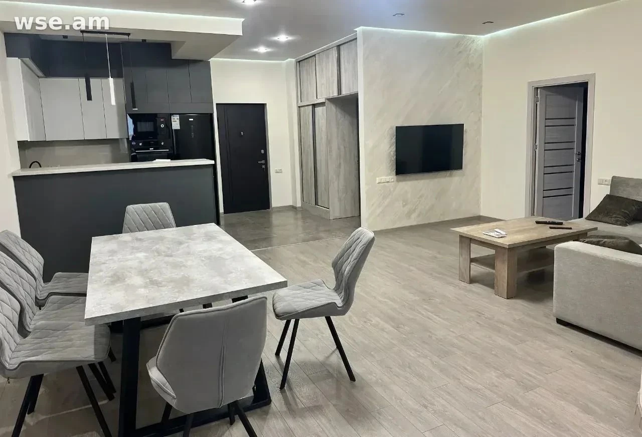 3-комн. квартира, 100м², улица Вардананц 27 - 700 000 ֏