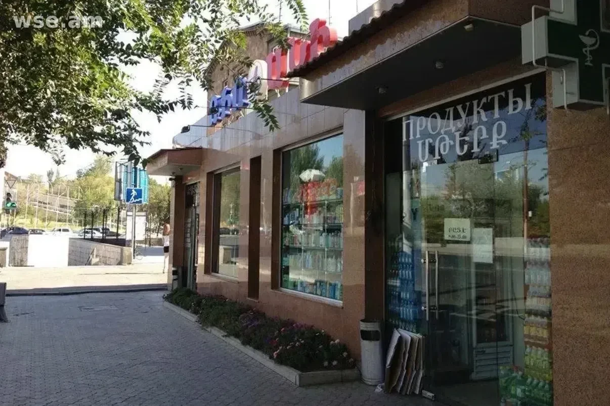 2室商业地产, 300㎡, 3/1 Halabyan Street - 775 000 $ | WSE.AM