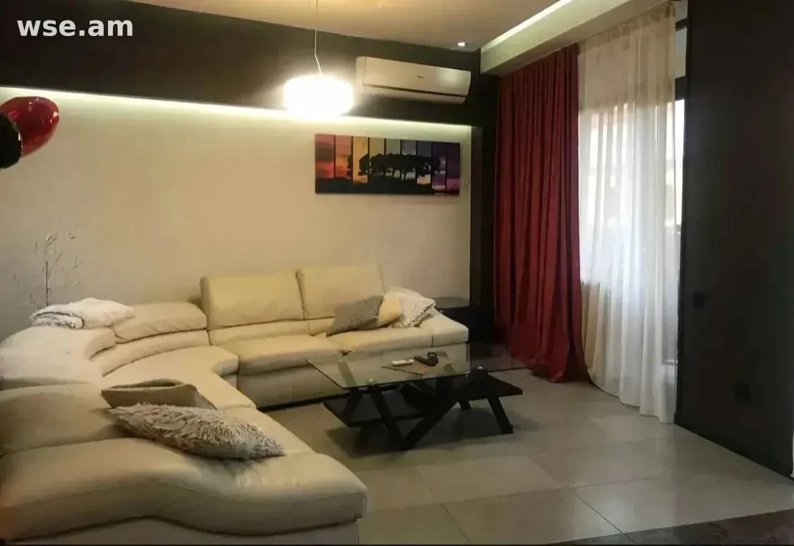 2-комн. квартира, 90м², улица Вардананц 18/2 - 750 000 ֏