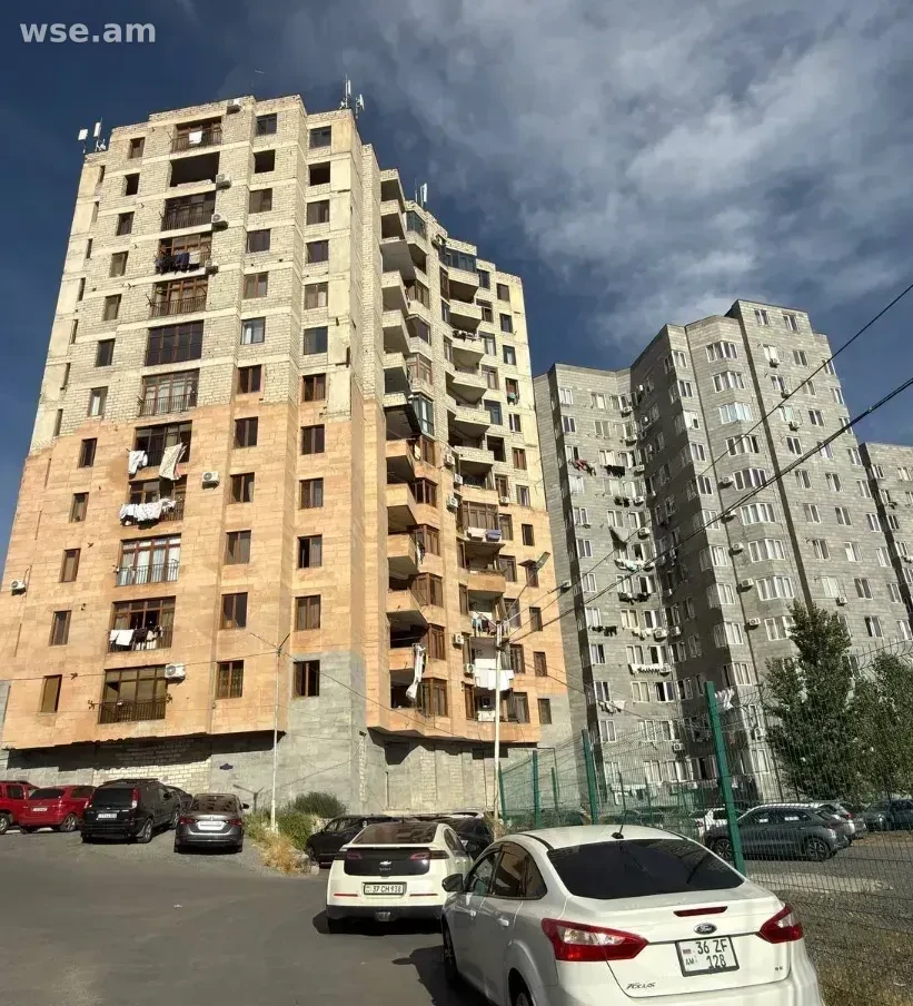 3-комн. квартира, 90м², улица Геворг Чауша 14/3 - 160 000 $