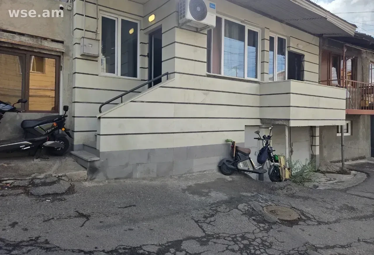 3-комн. дом, 90м², 2-й переулок улицы Егише Чаренца 6 - 150 000 $
