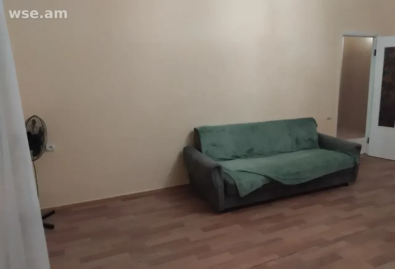 3-комн. квартира, 76м², улица Никогайоса Тиграняна 10, Ереван - 300 000 ֏