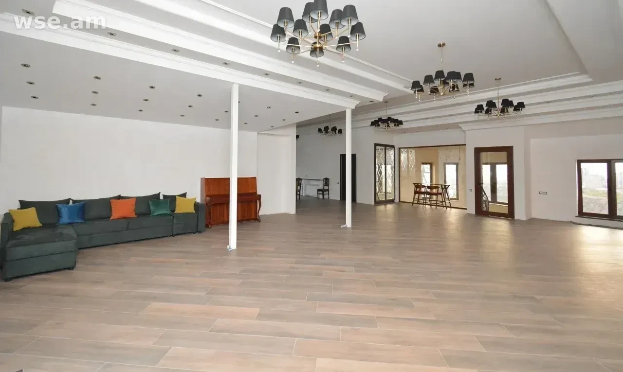 2-комн. квартира, 100м², улица Севкареци Сако 1 - 500 000 ֏