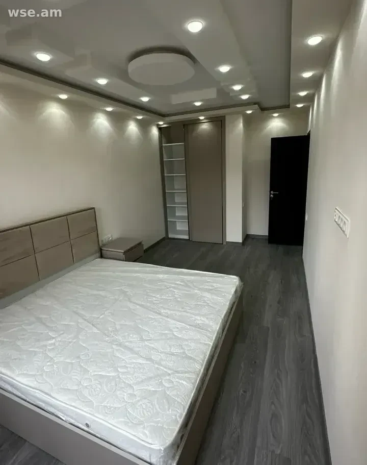 3-комн., 76 м², 4/9 эт., микрорайон Исаакян 45