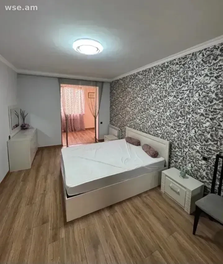2-комн., 62 м², 5/5 эт., ул. Молдовакан 30/1