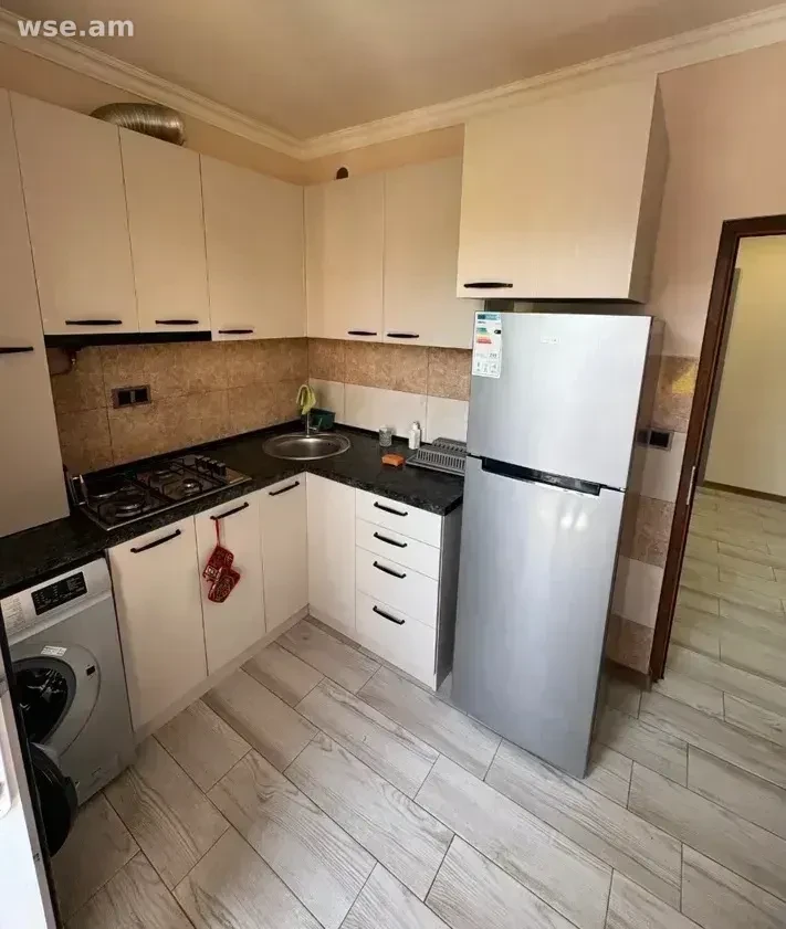 2-комн., 62 м², 5/5 эт., ул. Молдовакан 30/1