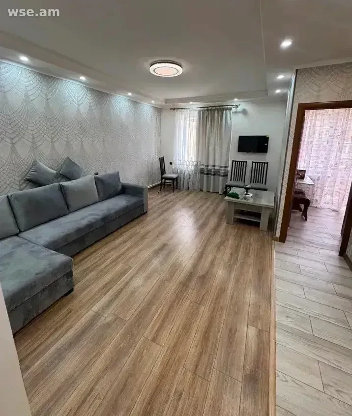 2-комн., 62 м², 5/5 эт., ул. Молдовакан 30/1
