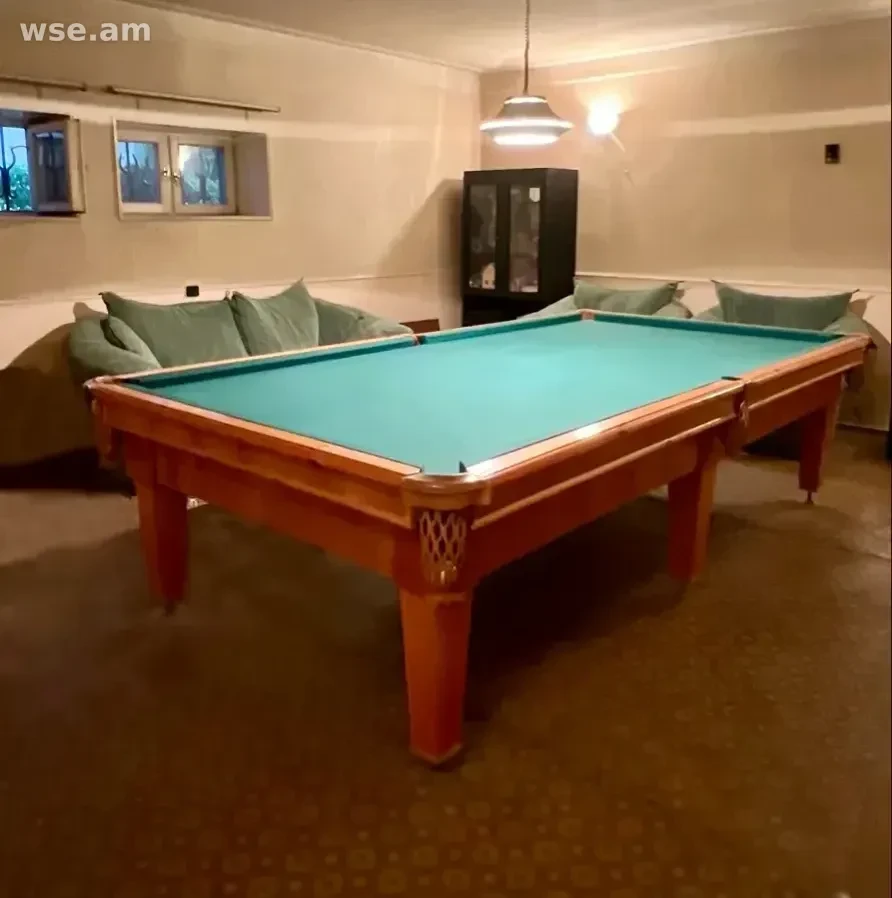 4-սենյականոց տուն, 400 մ², 3-հարկանի, Հրանտ Շահինյան 21/1