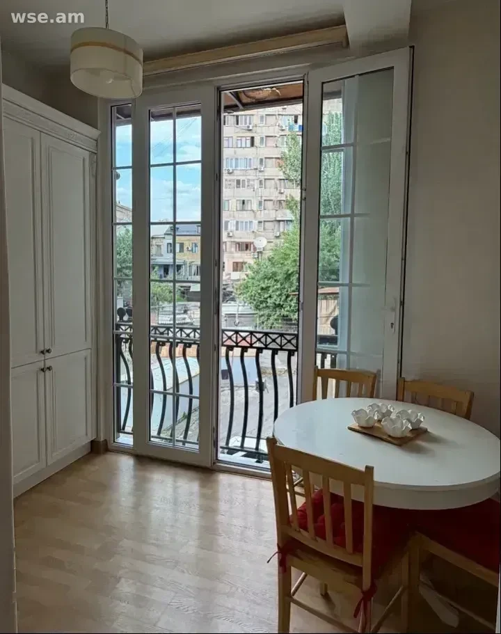 4-սենյականոց, 120 մ², 3/4 հարկ, Հանրապետության փողոց 79
