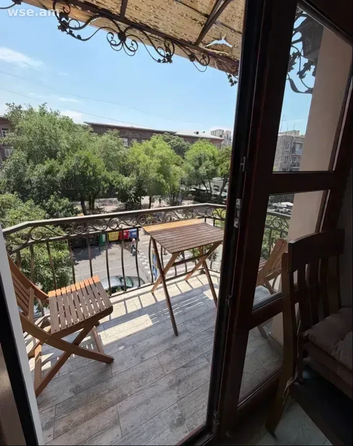 4-սենյականոց, 120 մ², 3/4 հարկ, Հանրապետության փողոց 79