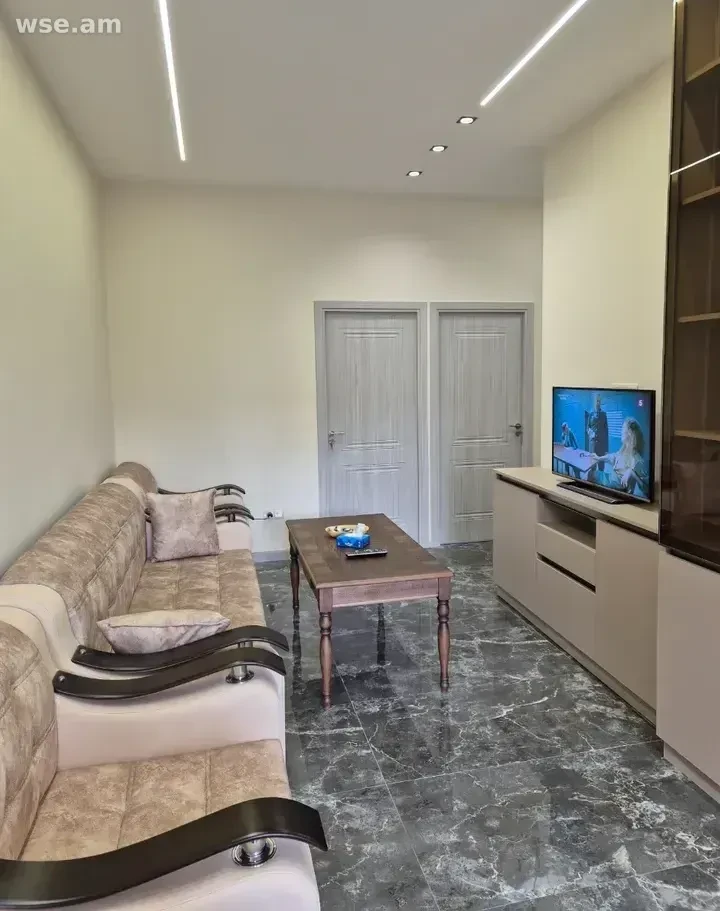 3-комн., 58 м², 2/3 эт., улица Ехбайрутян 16