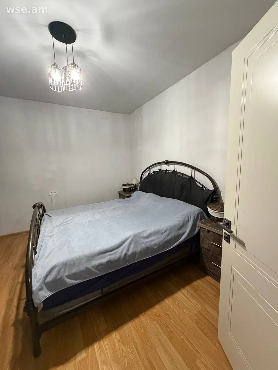 4-комн., 90 м², 1/5 эт., проспект Азатутян 16