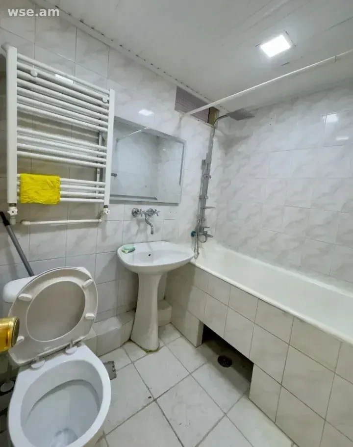 3-комн., 60 м², 4/5 эт., улица Арама Хачатуряна 17