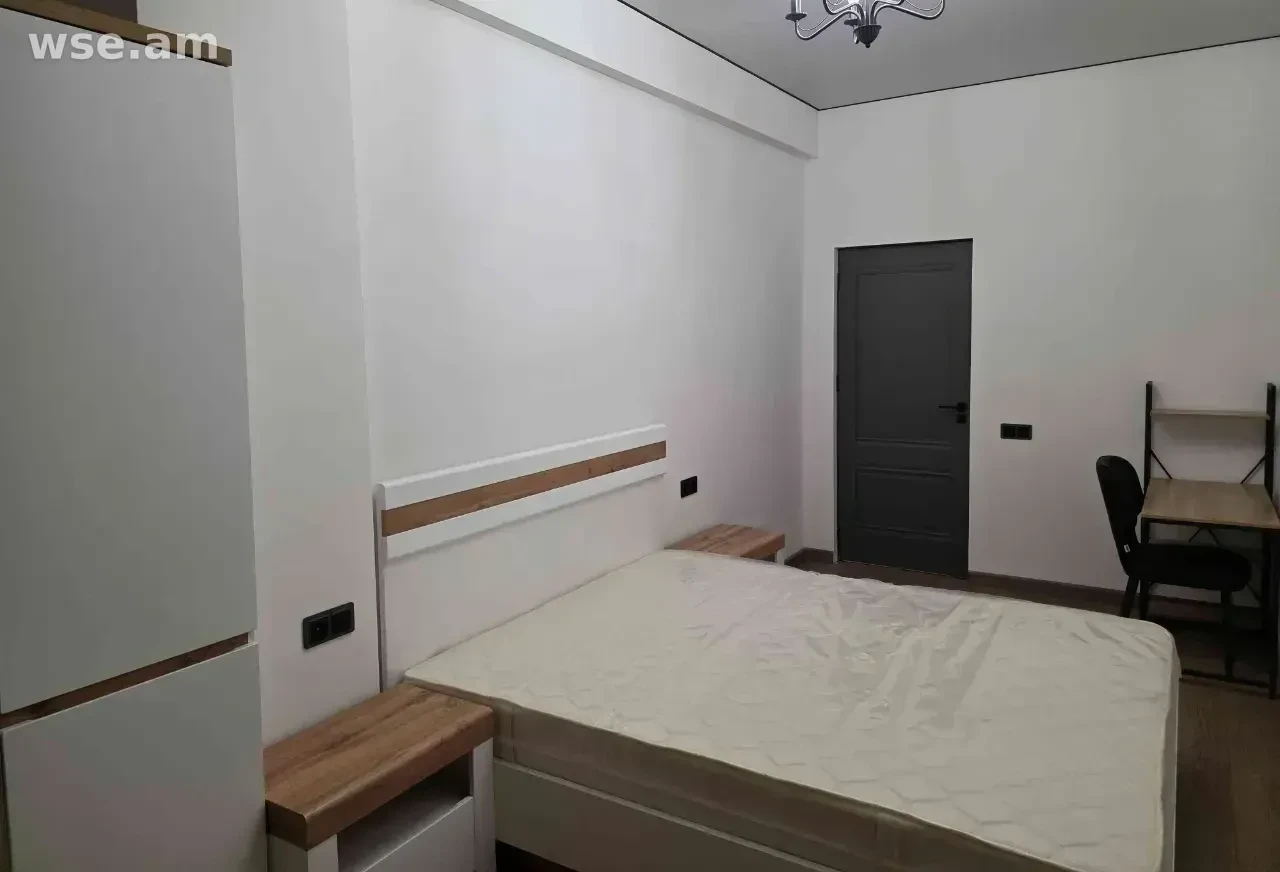 2-комн., 50 м², 9/14 эт., улица Никогаоса Адонца 19/8