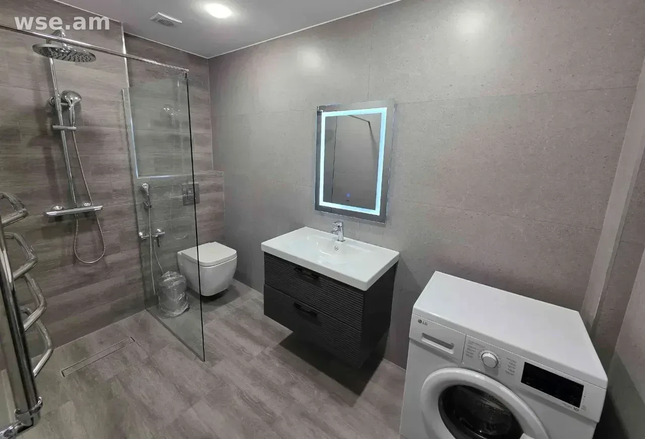 2-комн., 50 м², 9/14 эт., улица Никогаоса Адонца 19/8