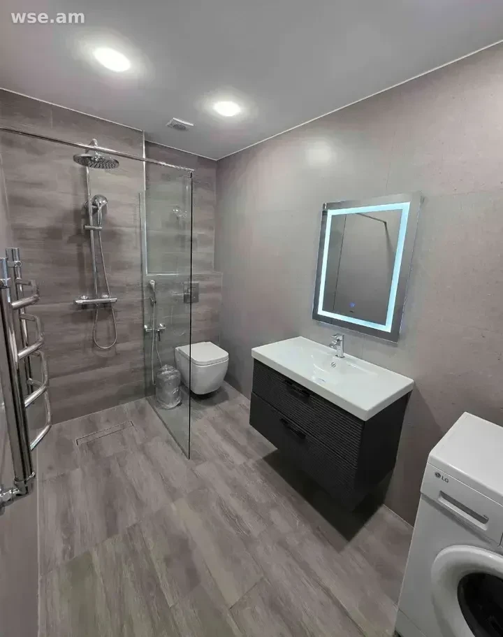 2-комн., 50 м², 9/14 эт., улица Никогаоса Адонца 19/8