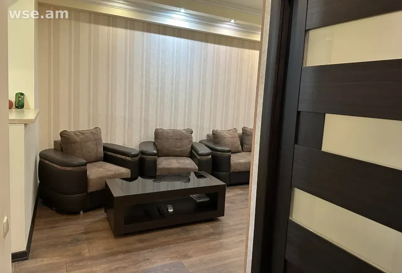 2-комн., 60 м², 9/19 эт., улица Екмалян 1/1