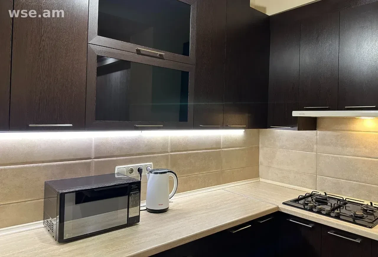 2-комн., 60 м², 9/19 эт., улица Екмалян 1/1