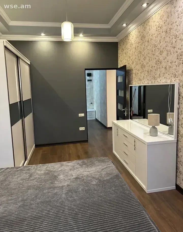 2-комн., 60 м², 9/19 эт., улица Екмалян 1/1