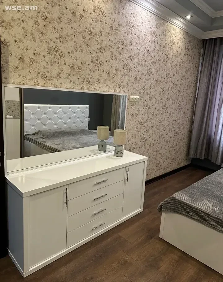 2-комн., 60 м², 9/19 эт., улица Екмалян 1/1
