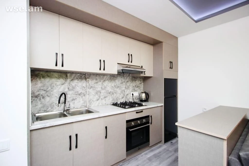 2-սենյականոց, 52 մ², 2/9 հարկ, Մեսրոպ Մաշտոցի պողոտա 15