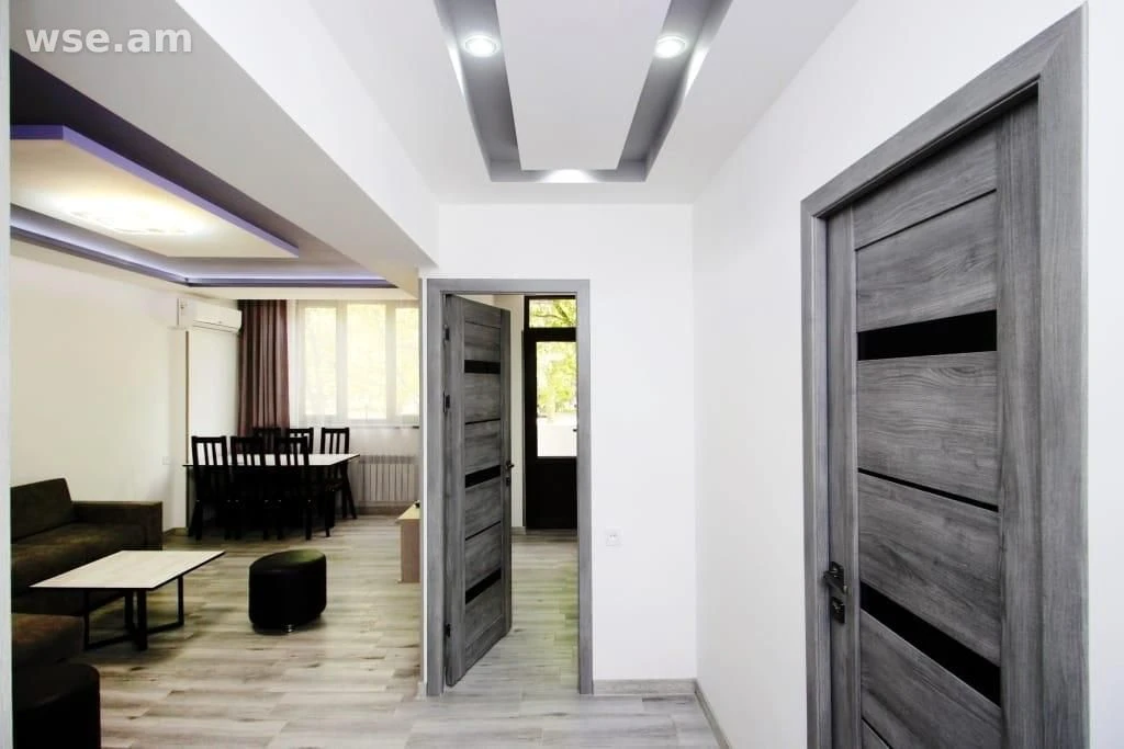 2-սենյականոց, 52 մ², 2/9 հարկ, Մեսրոպ Մաշտոցի պողոտա 15