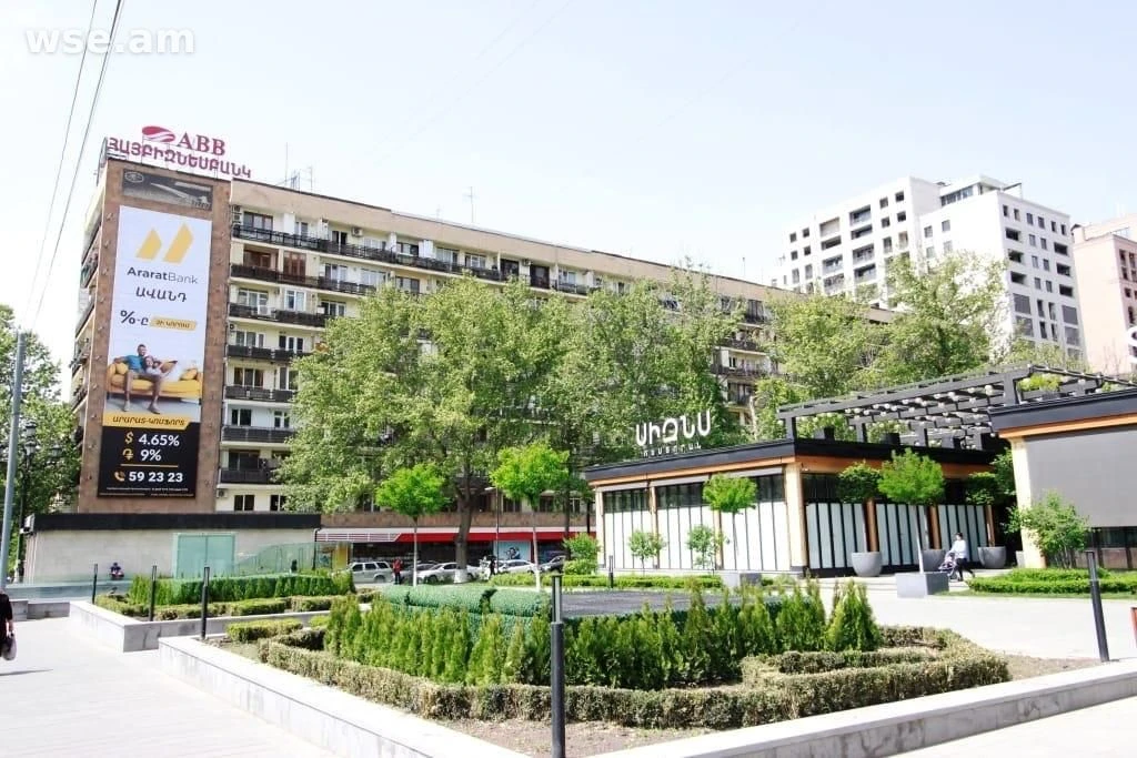 2-սենյականոց, 52 մ², 2/9 հարկ, Մեսրոպ Մաշտոցի պողոտա 15