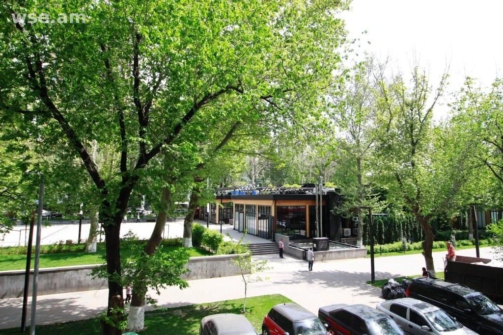 2-սենյականոց, 52 մ², 2/9 հարկ, Մեսրոպ Մաշտոցի պողոտա 15