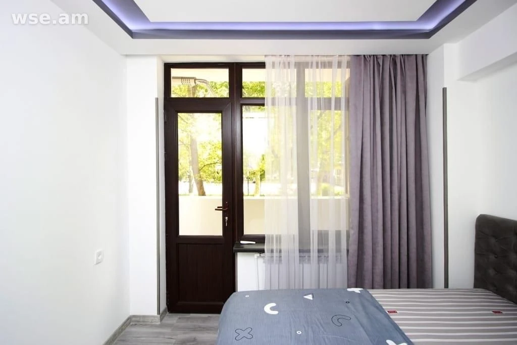 2-սենյականոց, 52 մ², 2/9 հարկ, Մեսրոպ Մաշտոցի պողոտա 15