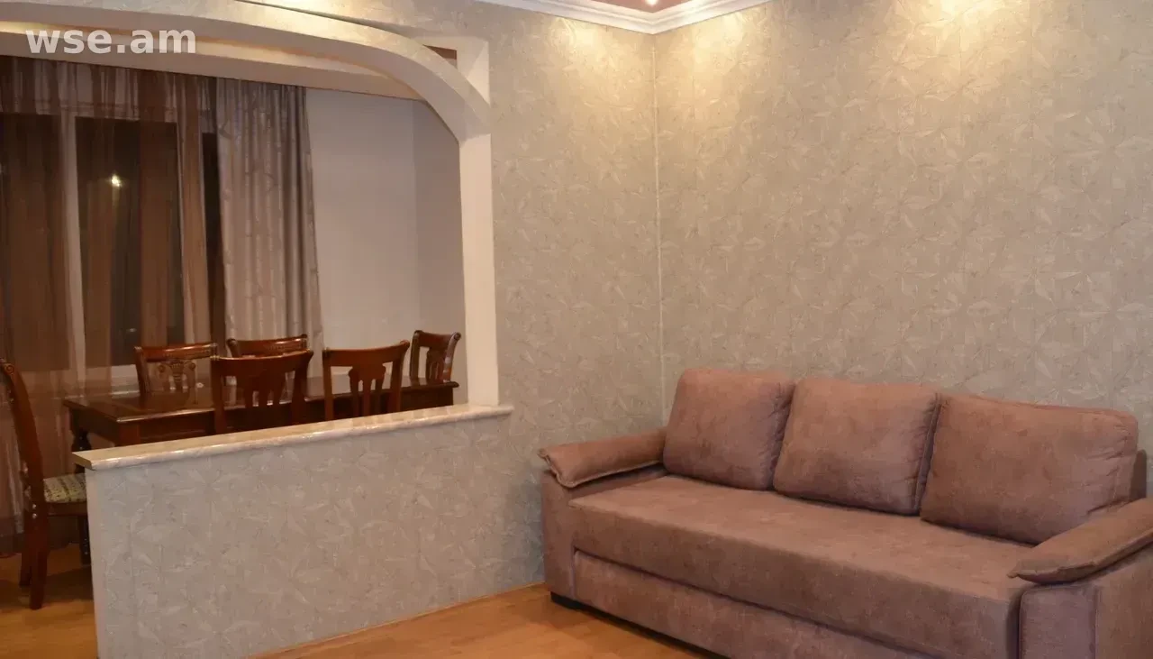 2-комн., 65 м², 10/14 эт., улица Андраника Зоравара 100