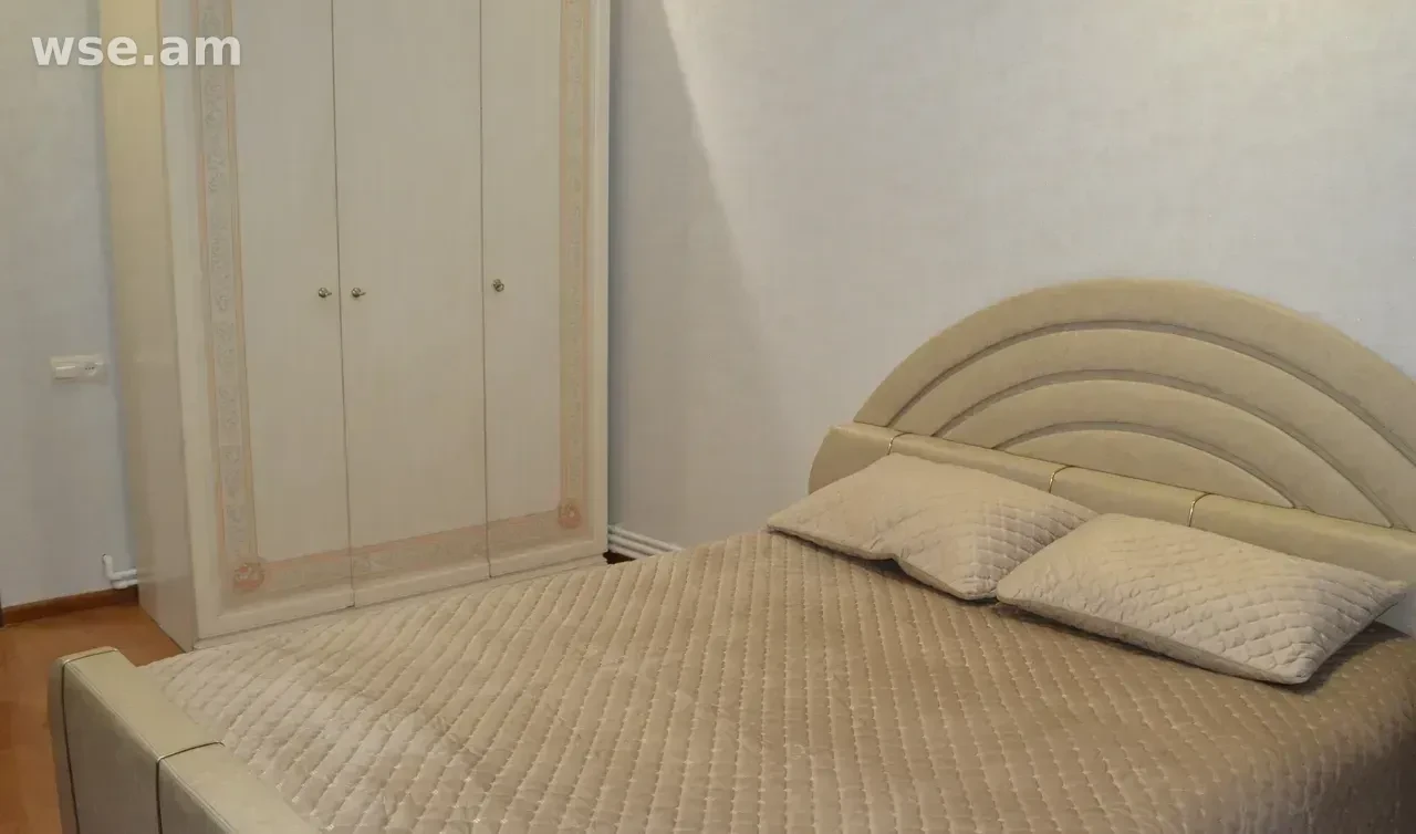 2-комн., 65 м², 10/14 эт., улица Андраника Зоравара 100