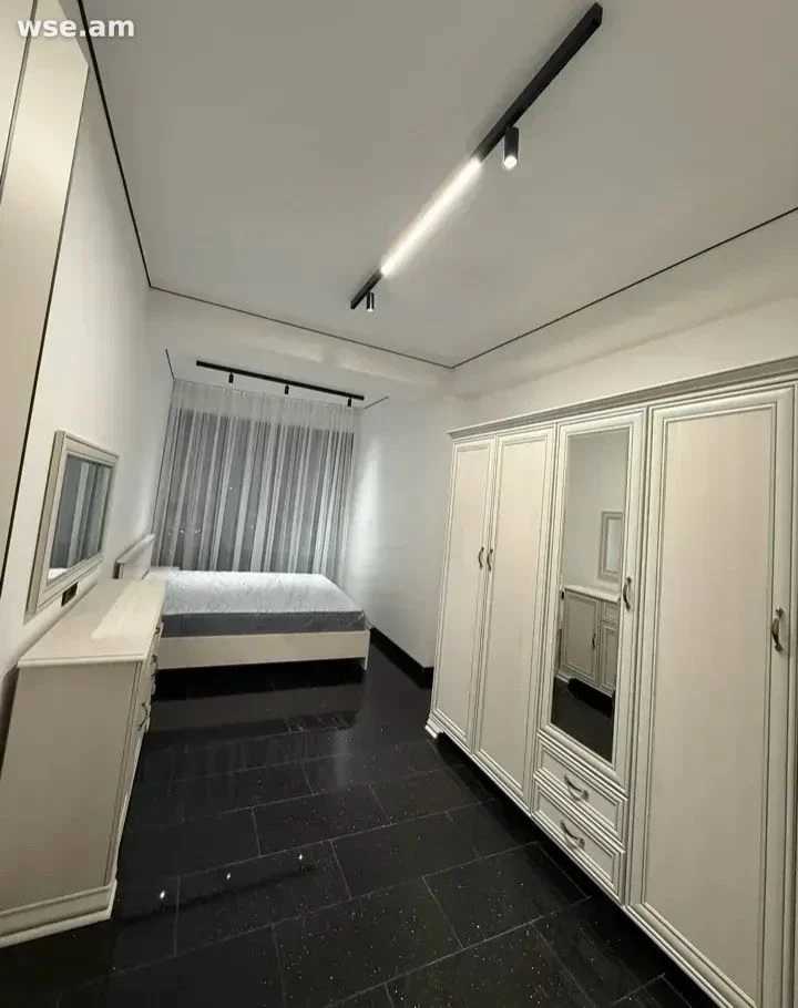 2-bed. apartment, 70m², Arshakunyats Avenue 18\4 - 700 000 ֏
