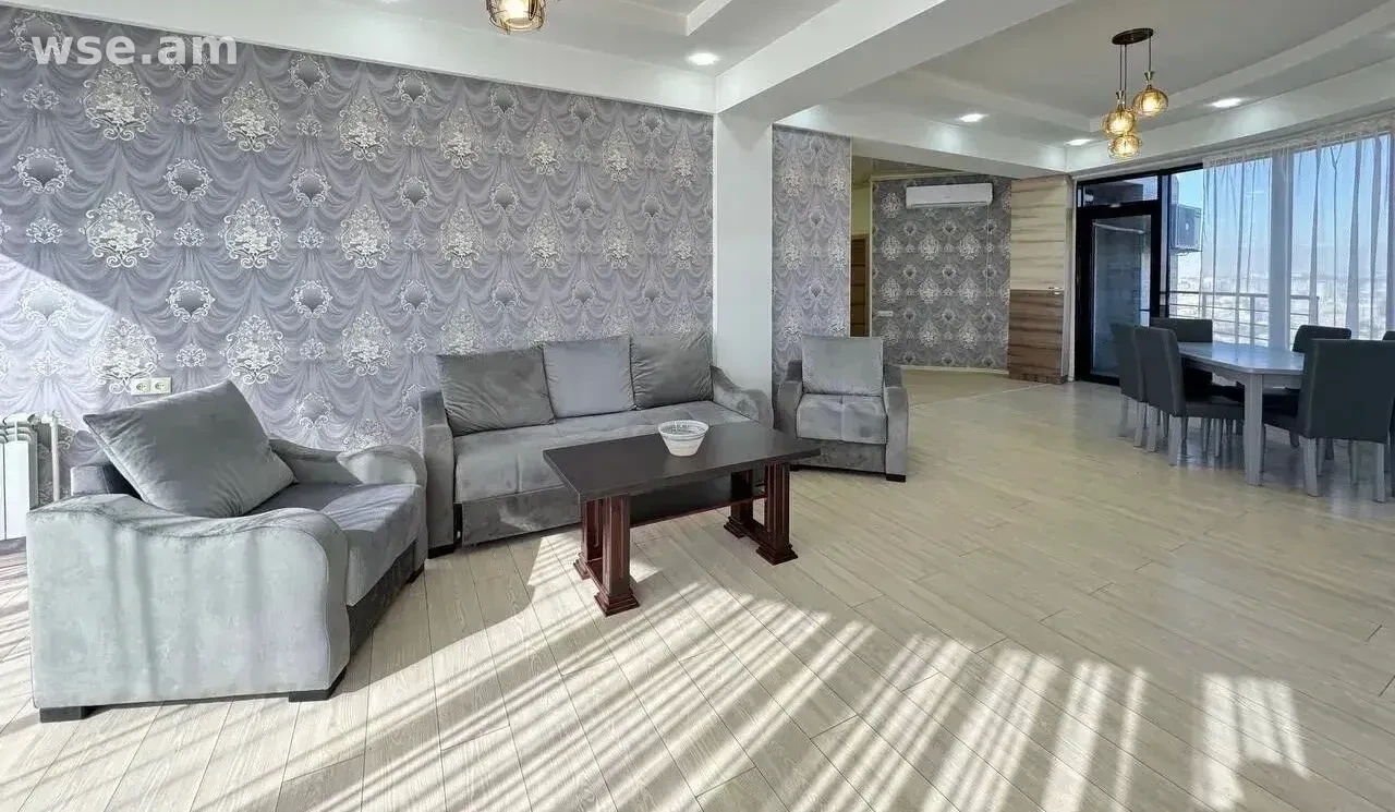 3-комн. квартира, 140м², улица Львовян 10 - 400 000 ֏