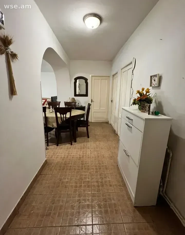 3 սենյականոց, 72 մ², 1/9 հարկ, Երվանդ Քոչարի փողոց 21/1