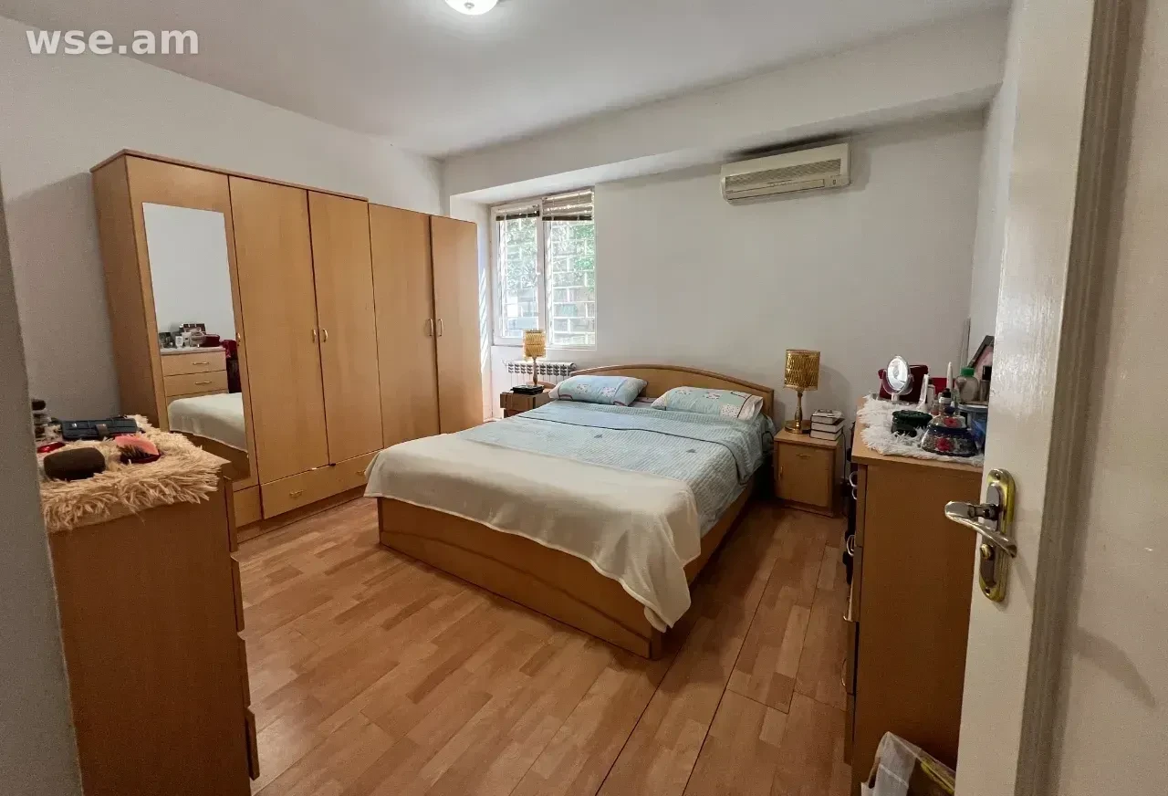3 սենյականոց, 72 մ², 1/9 հարկ, Երվանդ Քոչարի փողոց 21/1