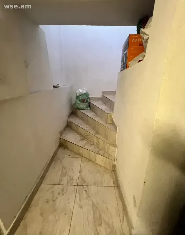 3 սենյականոց, 72 մ², 1/9 հարկ, Երվանդ Քոչարի փողոց 21/1