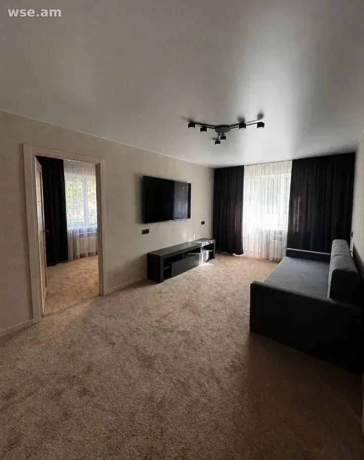 2-комн. квартира, 44м², улица Гарегин Нжде 3 - 240 000 ֏