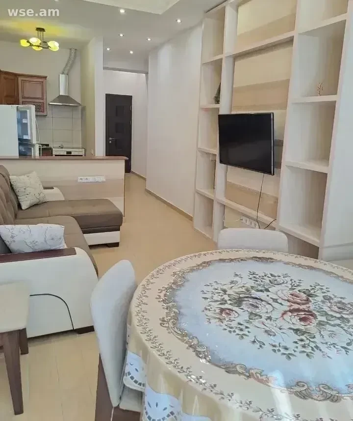 3-комн. квартира, 75м², улица Адонца 8, Ереван - 450 000 ֏